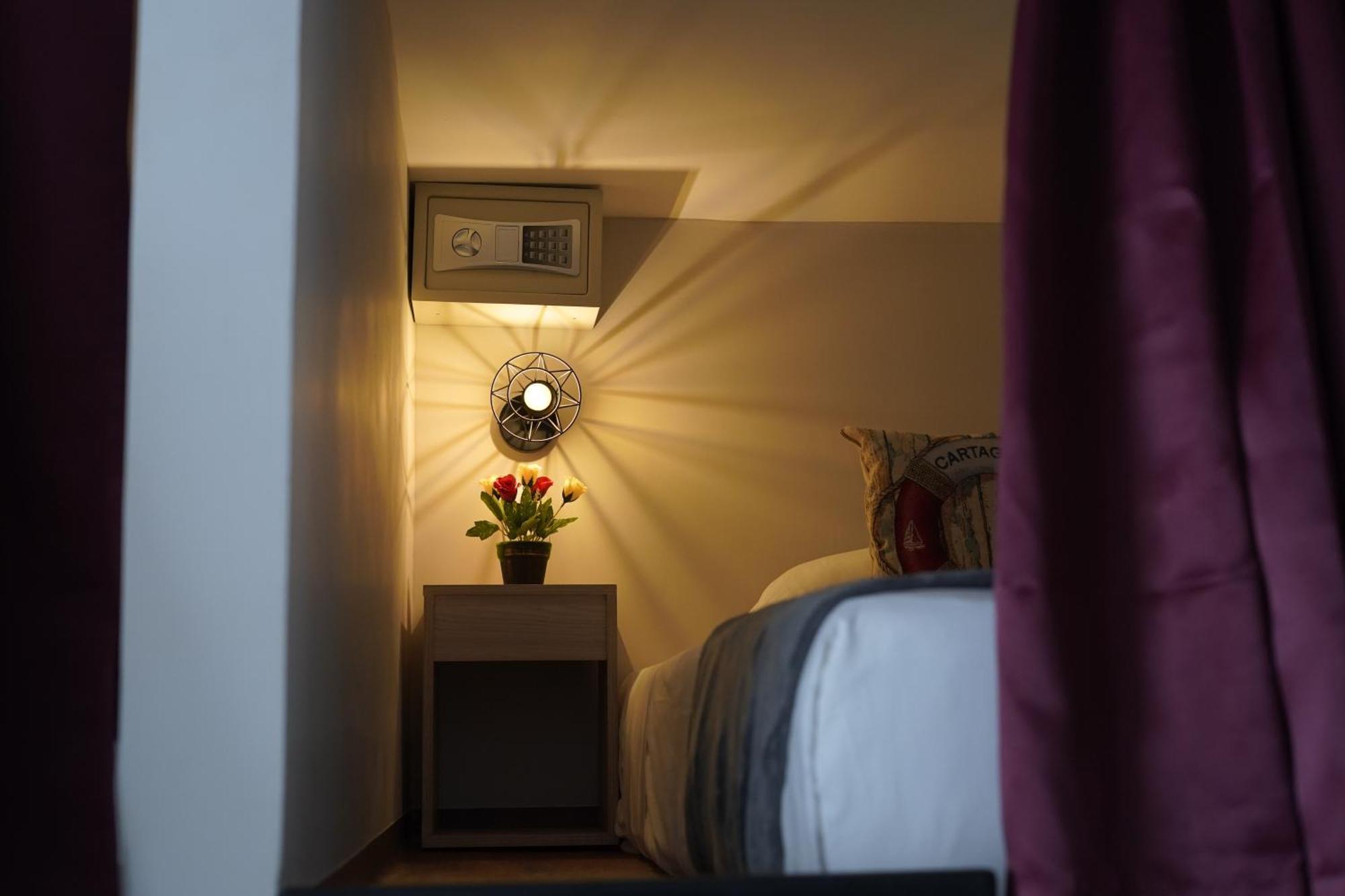 Hostel Dorado Plaza Getsemani Картахена Экстерьер фото